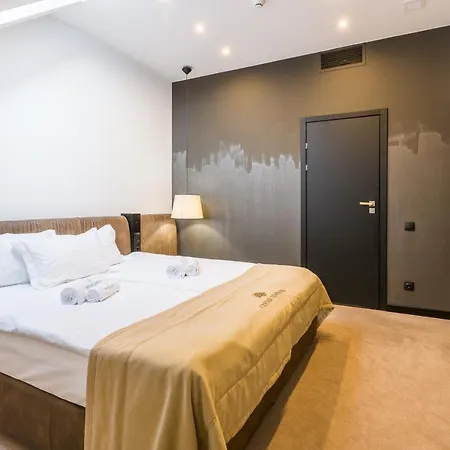 святий шарбель 莫申