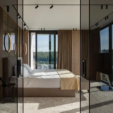 святий шарбель Feriested Morshyn