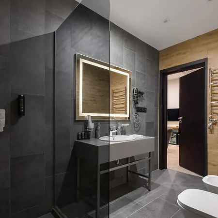 святий шарбель Моршин