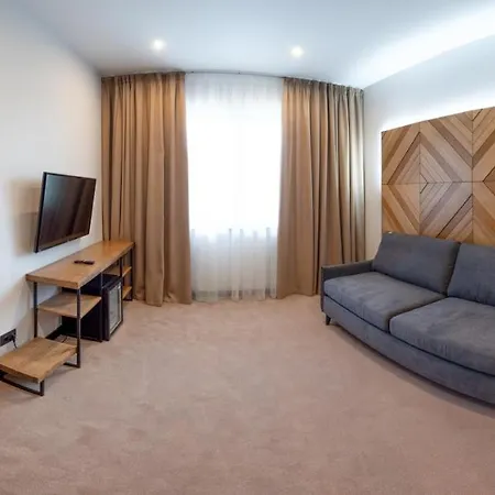 святий шарбель Моршин